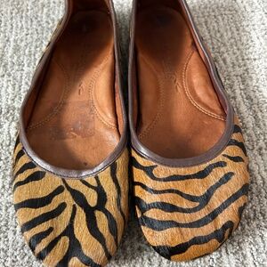 Gentle Souls by Kenneth Cole Leather animal print ballet flats, size 7.5
